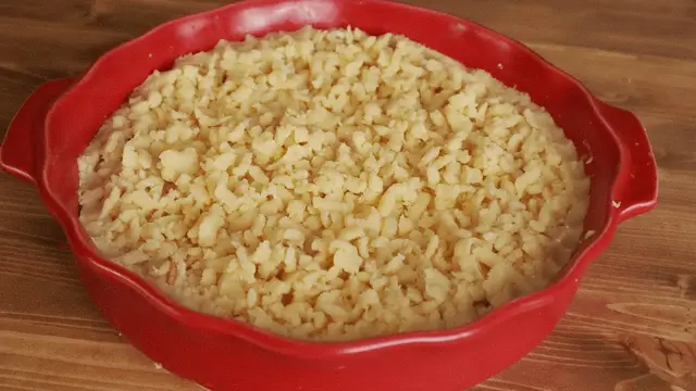 Вкусный яблочный пирог из песочного теста