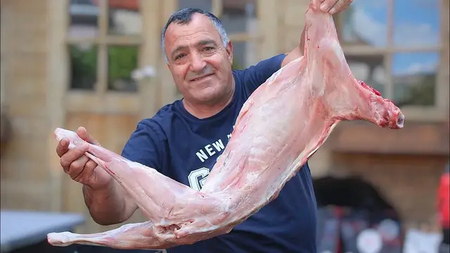 Козлёнок на мангале