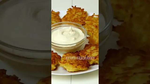 Яблочные оладьи