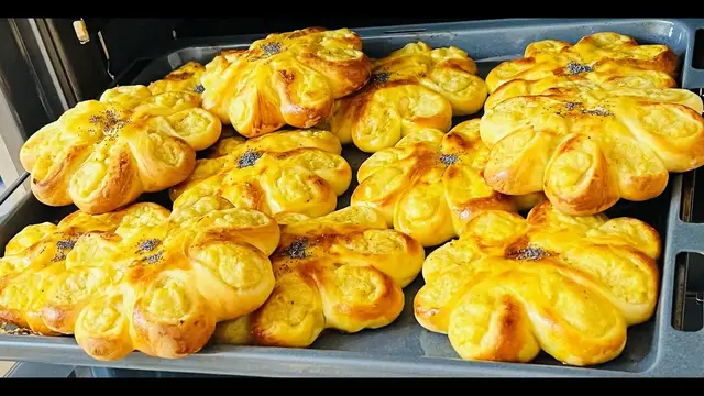 Вкусная выпечка с картошкой на праздничный стол