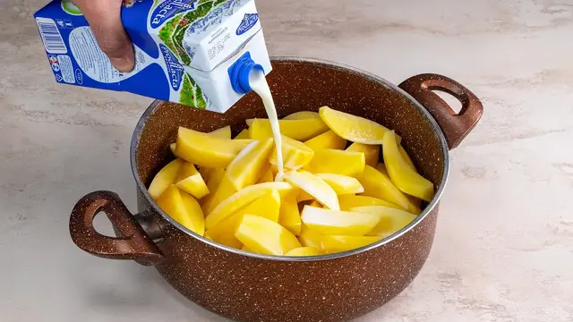 Вкусная картошка в духовке