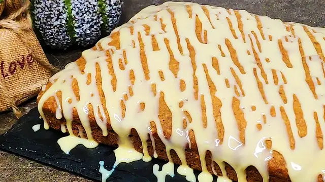 Нежный ореховый пирог с яблоками