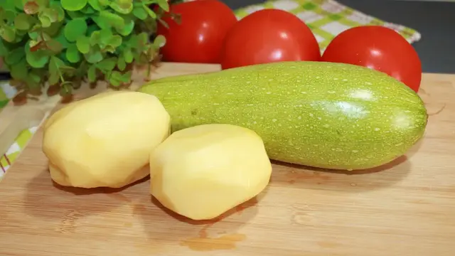 Оладьи из кабачков и картошки