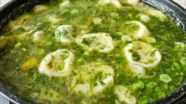 Куриный суп с галушками
