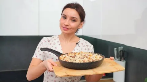 Плов для ленивых на сковородке 