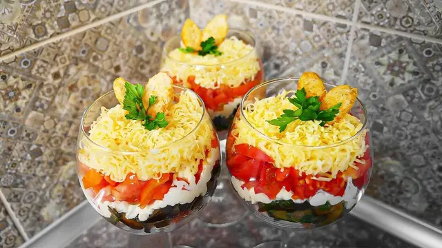 Салат с ветчиной и баклажанами 
