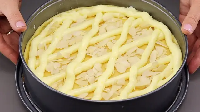 Рассыпчатый песочный пирог к чаю