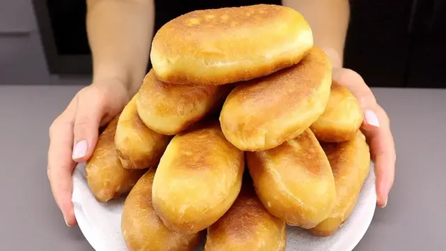 Пышные пирожки с капустой