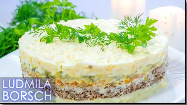 Бюджетный салат с куриной печени и картошки