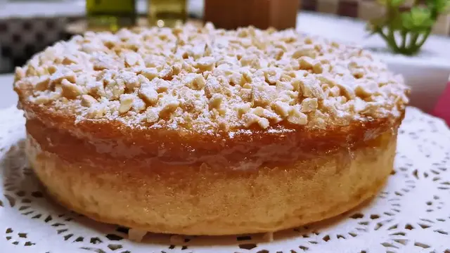 Сладкий заливной пирог к чаю