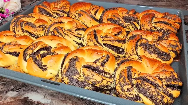 Турецкая ачма или булочки с маком