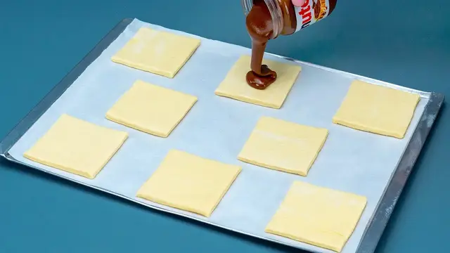 Самый простой и вкусный десерт с Нутеллой всего за 15 минут