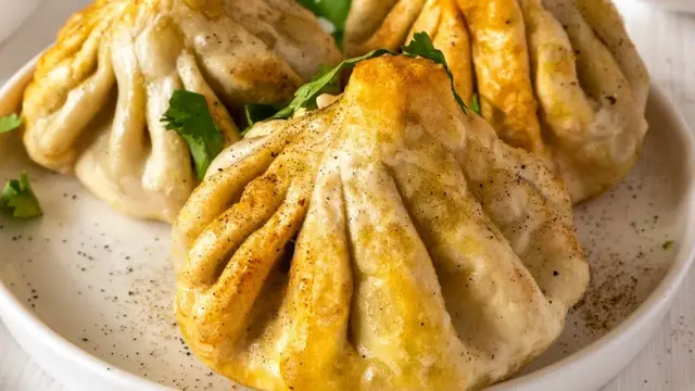 Жареные хинкали на сковороде