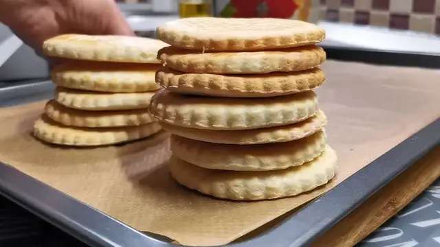 Молочные коржики