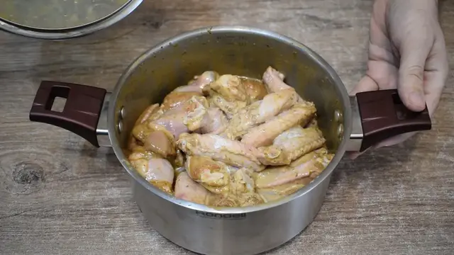 Сочные куриные крылышки на ужин
