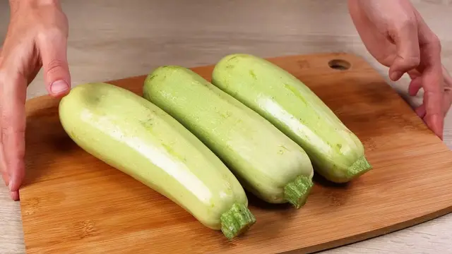Запеченный кабачок
