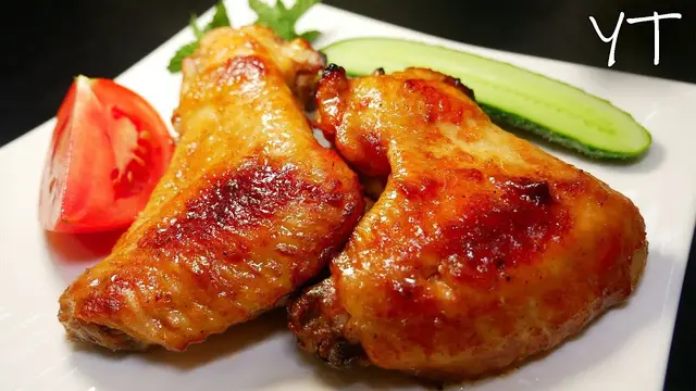Запеченные куриные крылышки в особом маринаде