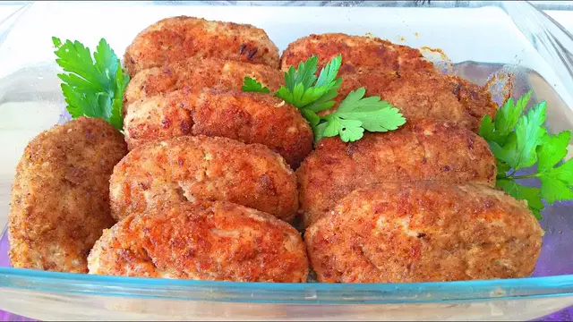 Сочные, пышные и очень вкусные котлеты