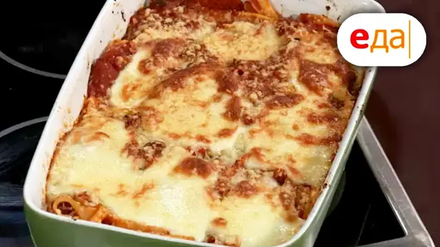 Запеканка из пасты с сыром и колбасой