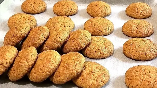 Овсяное печенье с орехами
