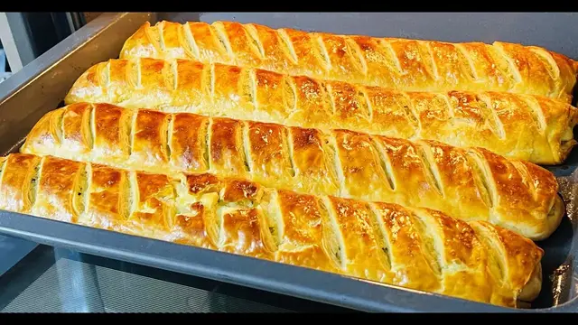 Простой слоёный пирог с картофельной начинкой
