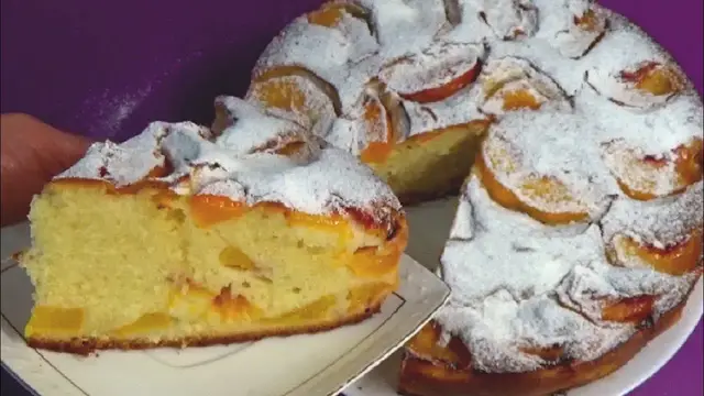 Нежнейший пирог с фруктами