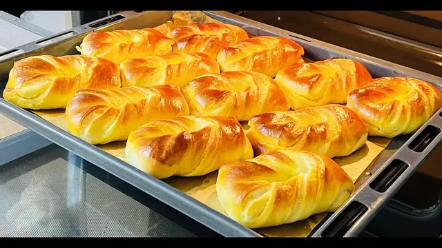 Пышные булочки с творогом