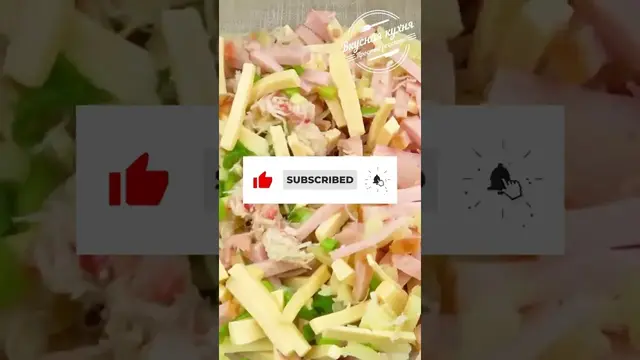 Салат с кальмарами и крабовым мясом