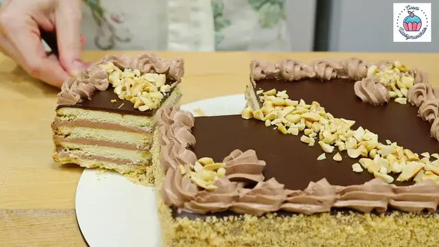 Песочный торт с шоколадным кремом
