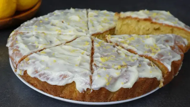 Лимонный пирог с помадкой из сгущёнки