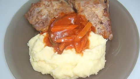 Картошка с рёбрами на ужин
