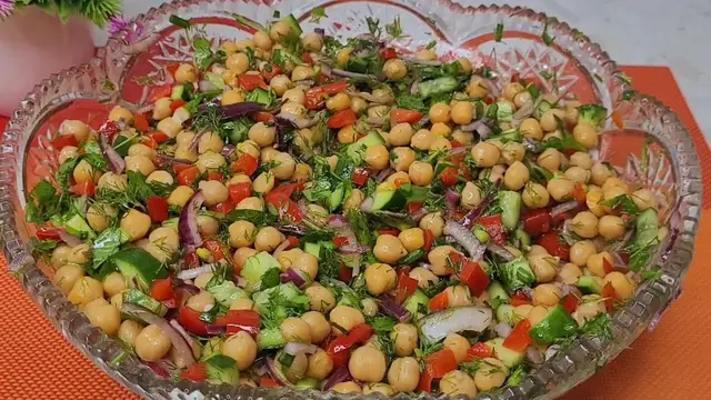 Вкусный салат с нутом
