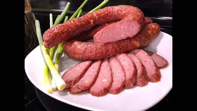 Краковская колбаса в духовке