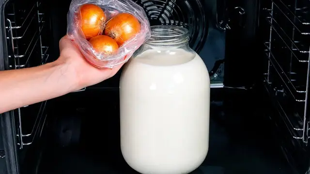 Быстрый и простой пирог с луком