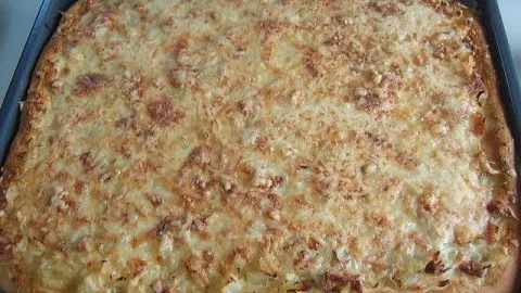 Вкусный луковый пирог