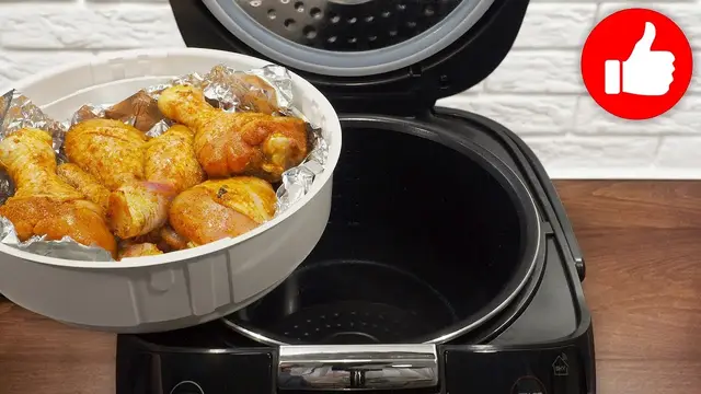 Сочные, вкусные куриные голени на пару в мультиварке