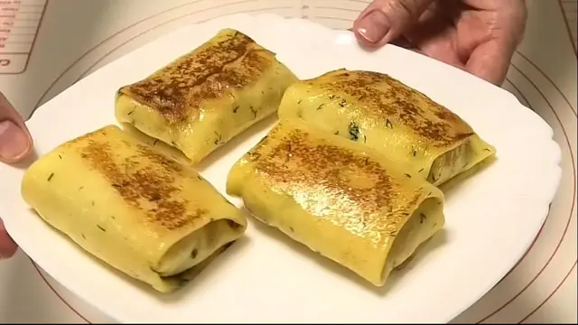 Блинчики с мясом и сыром