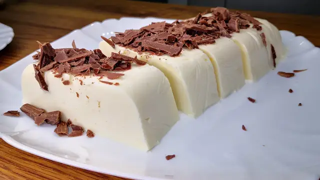 Молочный десерт без выпечки