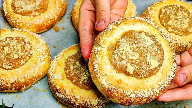 Воздушные булочки с яблоками