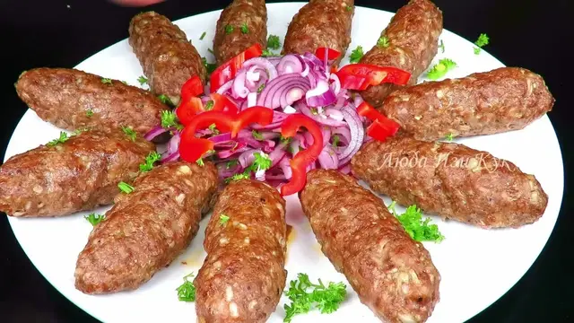 Котлеты-колбаски с фаршем в духовке
