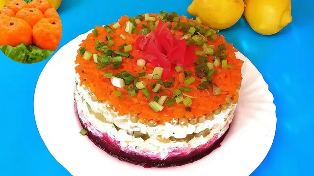 Слоёный салат со свёклой на Новый год 