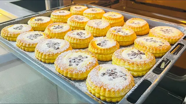 Песочные колечки с творожной начинкой