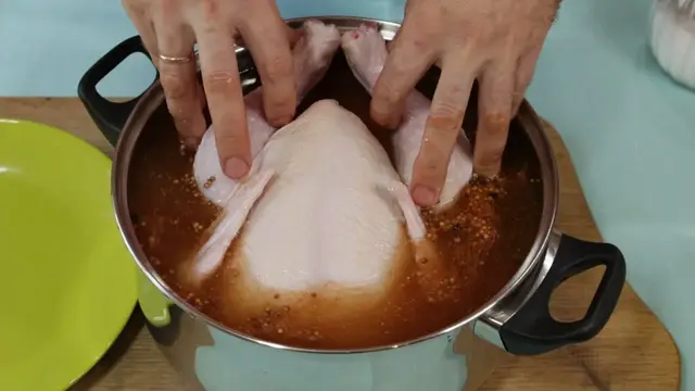 Вкусная курица на ужин