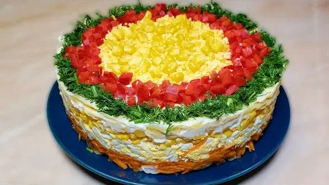 Вкусный салат с курицей