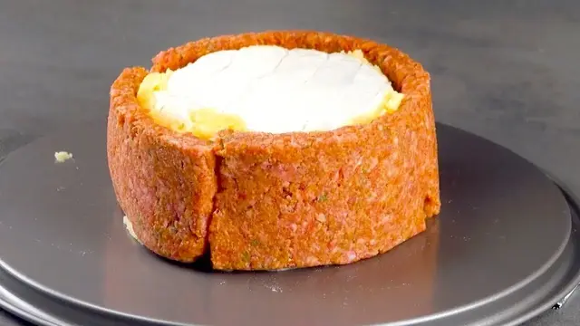 Слоеный мясной пирог 