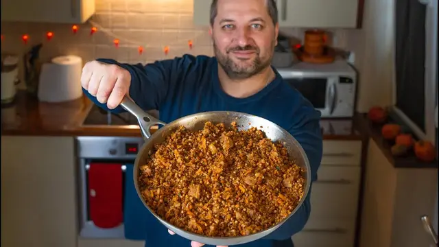 Гречка с мясом и овощами в ароматном бульоне