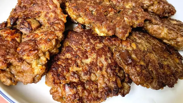 Сочные котлеты из куриной печени