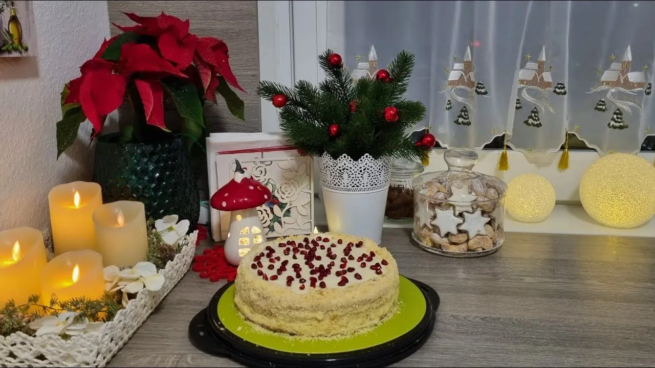 Новогодний смородиновый торт