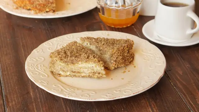 Сметанник с овсяными хлопьями