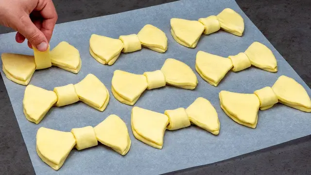Самый быстрый десерт из слоеного теста